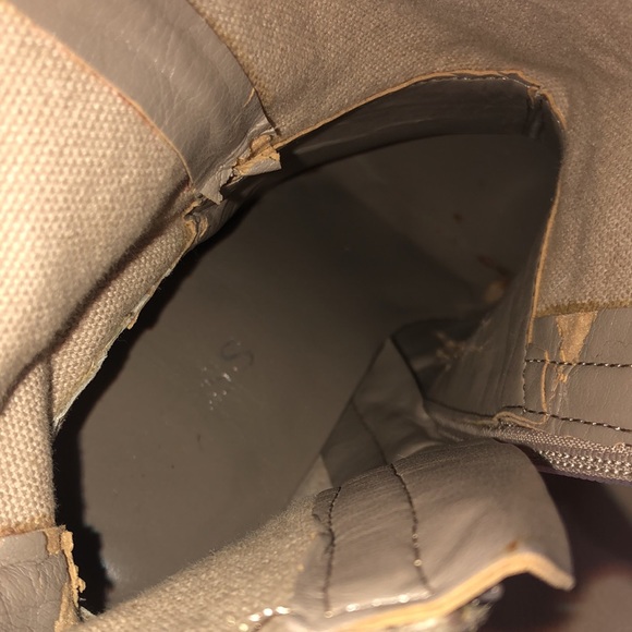 Guess booties. - Picture 7 of 8